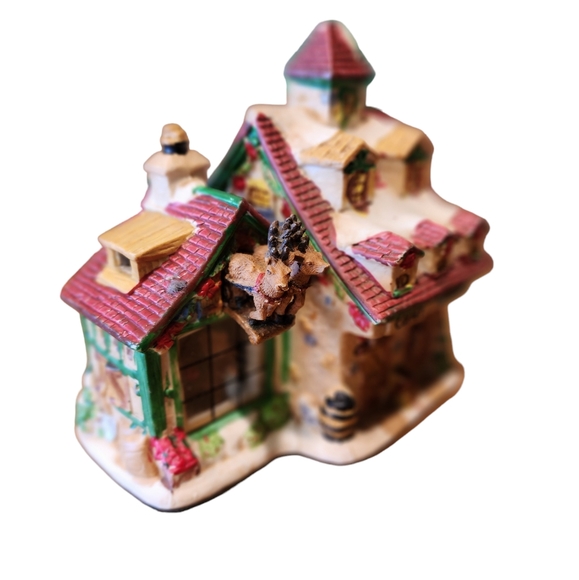 Enchanted Christmas Village "Santa's Stables" Porcelain Lighted House - Picture 5 of 5